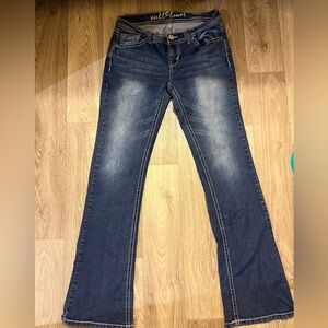 WallFlower Bootcut Jeans Size 9 - Dark Wash - Y2K Contrast Stitch